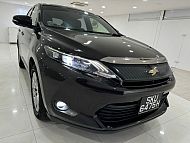 Toyota Harrier Premium 2.0 Sunroof 2015 Rear Entertainment Brown